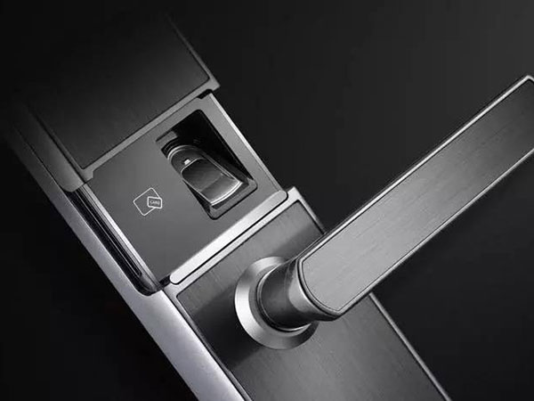 西安臨潼區(qū)汽車開鎖電話